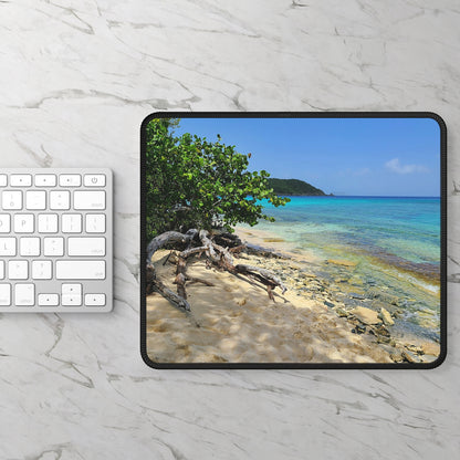 Beautiful Tropical Beach Scene Mouse Pad